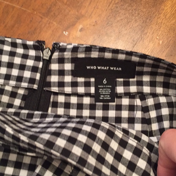 Black/White Gingham Print Skirt! - Picture 4 of 5